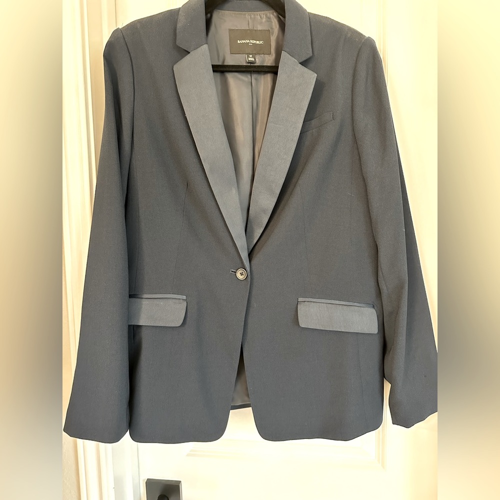 Banana Republic Navy Blazer